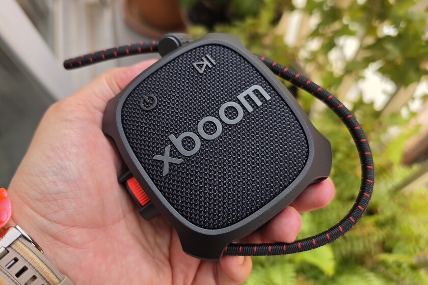 LG xboom Rock, análisis: pequeño, matón y sorprendentemente resistente a las inclemencias del verano