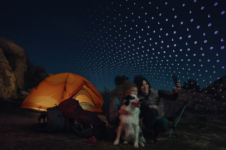 La próxima gran batalla por la cobertura móvil será en el espacio: Amazon tiene un plan para plantar cara a Starlink