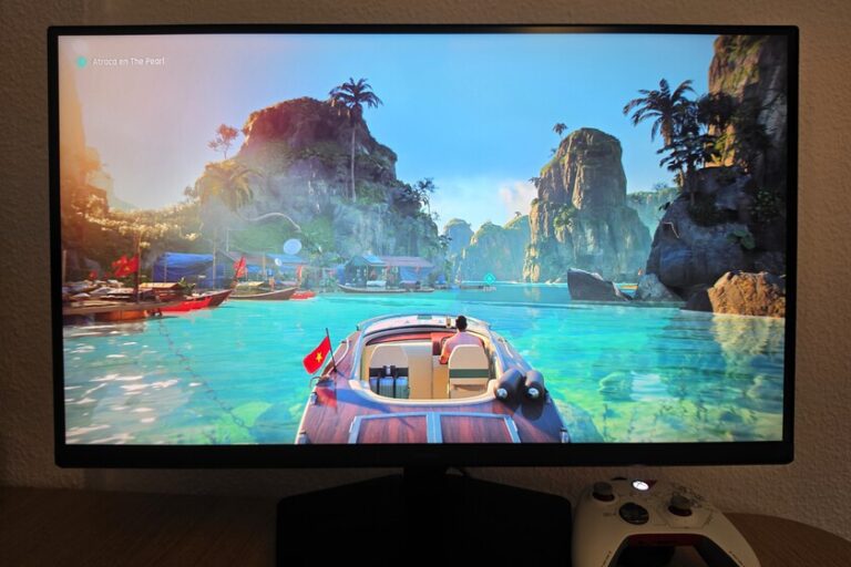 Samsung Odyssey G8 G80HF, análisis: un monitor dos en uno pensado para jugar (y que brilla para trabajar)