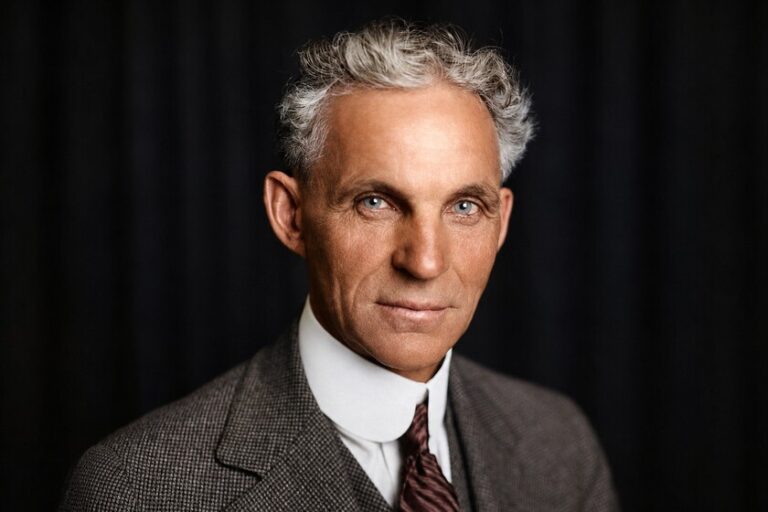 Henry Ford sobre el descanso laboral: "Hay que erradicar la idea de que el tiempo libre de los trabajadores es 'tiempo perdido'"