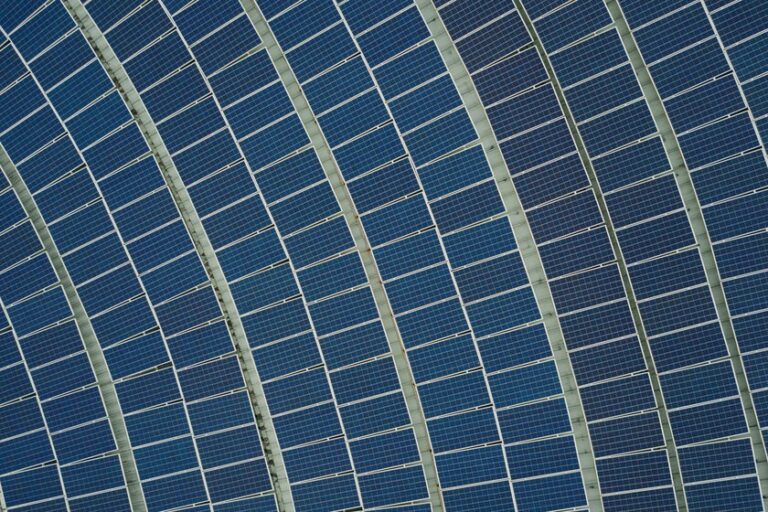 El aviso de Portugal: quiebra su mayor planta fotovoltaica por los escasos ingresos