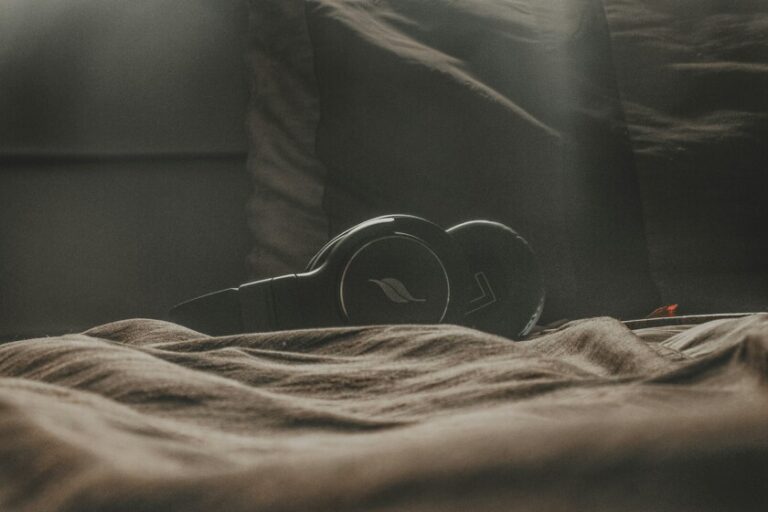 Mejores auriculares para dormir 2026. Cuál comprar y 6 modelos recomendados
